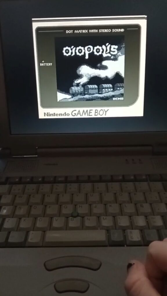 kiGB looking great on the Toshiba Satellite with a pixelated Nintendo Game Boy frame.