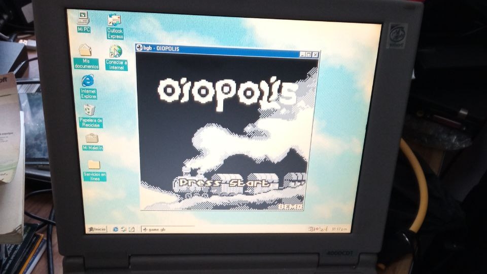 Oiopolis game demo running on an old laptop.